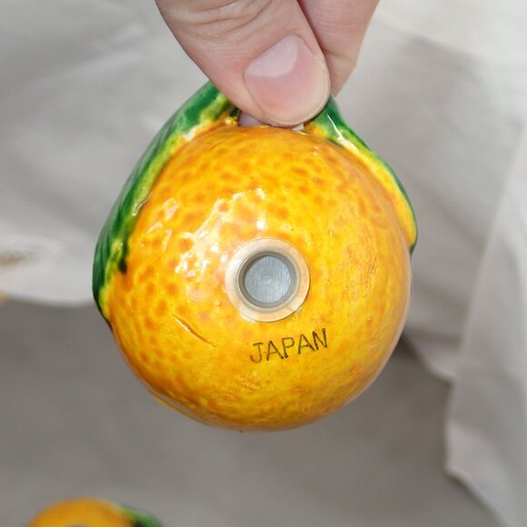 Vintage 1960's Small Lemons Porcelain Salt and Pepper Shakers Lemons Oranges - Picture 11 of 12